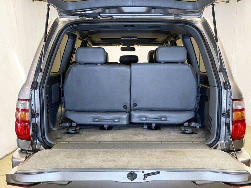 2002 Toyota Land Cruiser