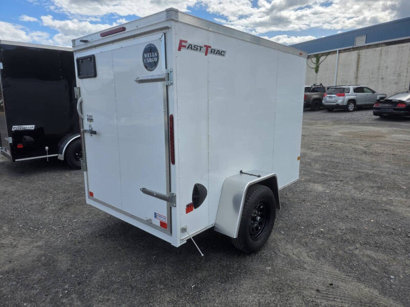 2026 Wells Cargo FT 5X8 - BARN DOOR