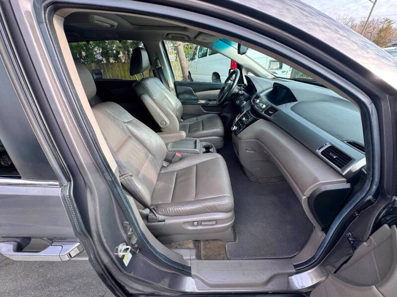 2012 Honda Odyssey EX-L w/DVD