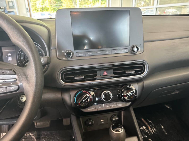 2023 Hyundai Kona SE