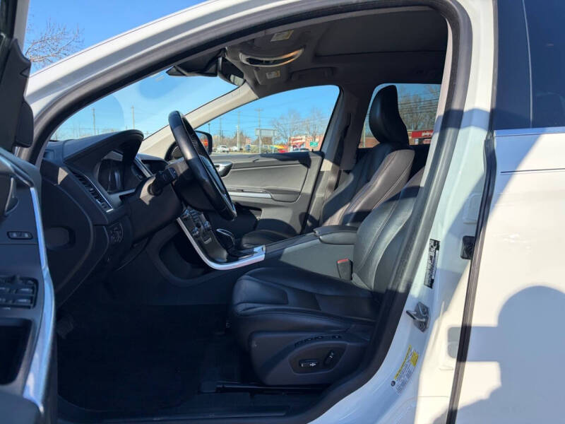 2015 Volvo XC60 T5 Premier