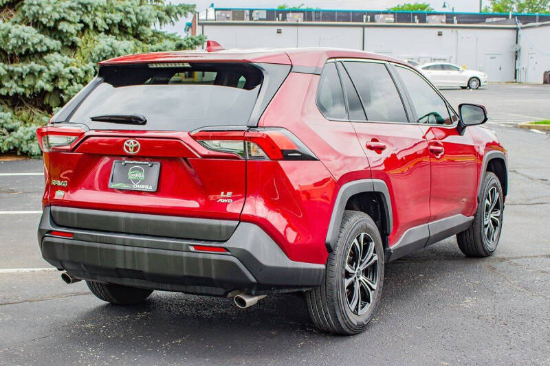 2022 Toyota RAV4 LE