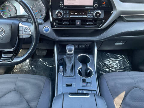 2021 Toyota Highlander Hybrid LE