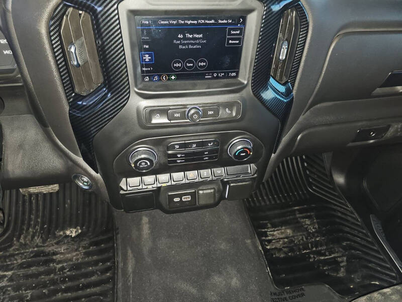 2023 Chevrolet Silverado 1500 Custom