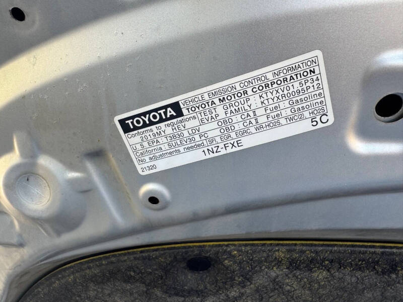 2019 Toyota Prius c L