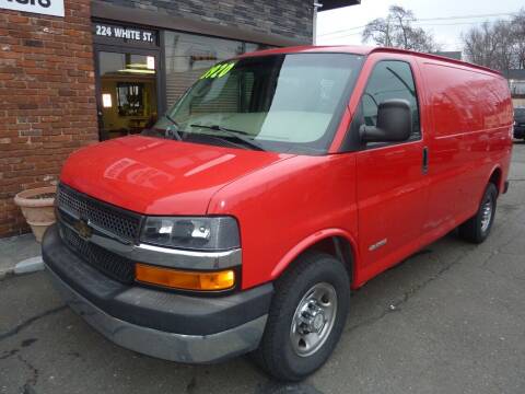 2004 Chevrolet Express for sale at Regner's Auto Sales in Danbury CT