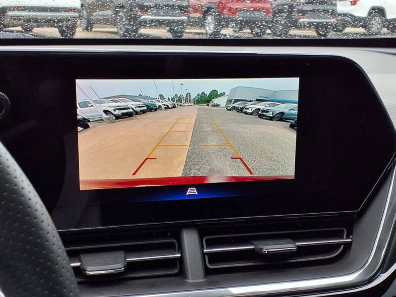 2025 Chevrolet Trax RS