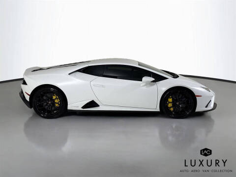 2022 Lamborghini Huracan EVO