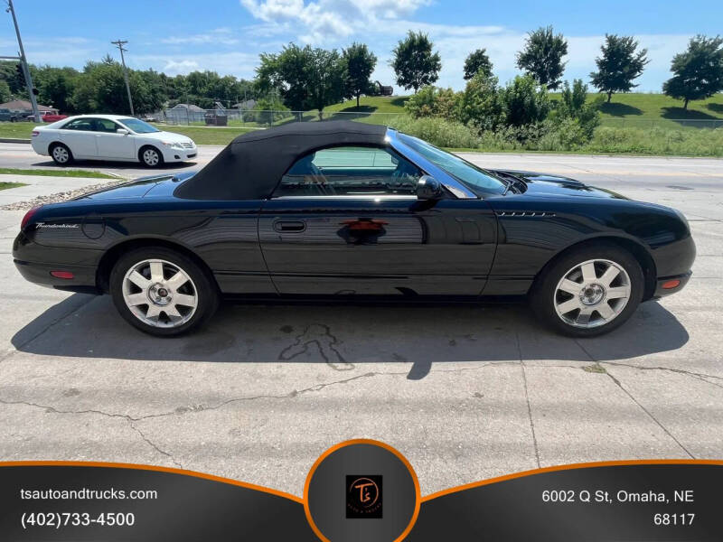 2002 Ford Thunderbird Deluxe