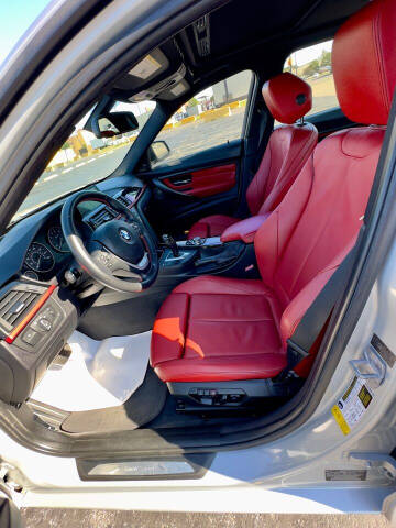 2013 BMW 3 Series 328i