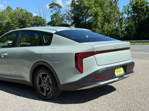 2025 Kia K4