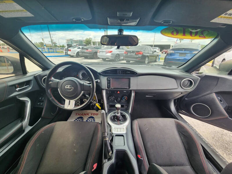 2016 Scion FR-S
