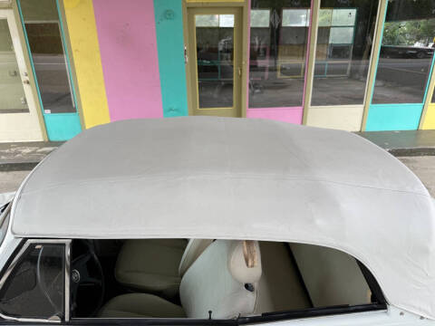1977 Volkswagen Super Beetle