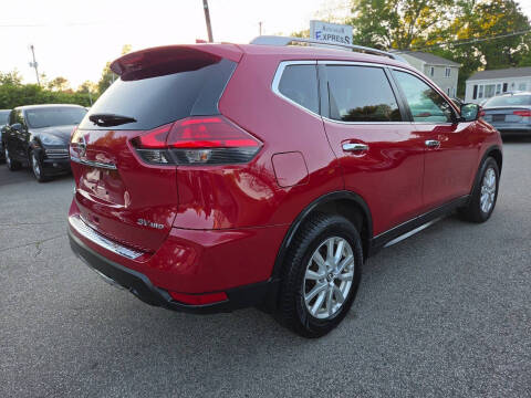 2017 Nissan Rogue SV