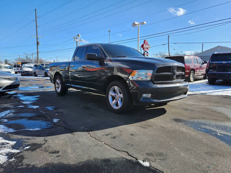2017 RAM 1500 SLT