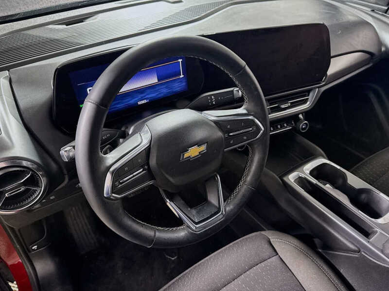 2025 Chevrolet Equinox EV LT