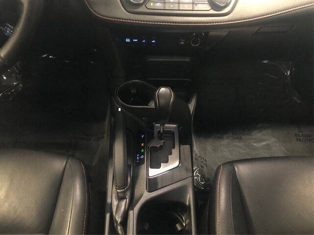 2018 Toyota RAV4 SE