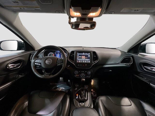 2023 Jeep Cherokee Altitude Lux