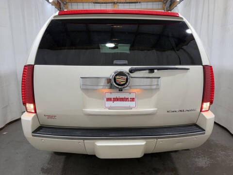 2014 Cadillac Escalade Luxury