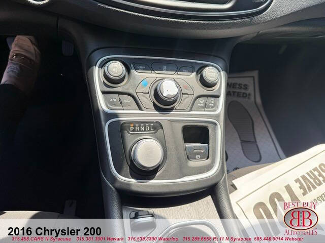 2016 Chrysler 200
