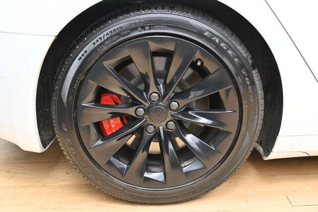 2020 Tesla Model S Performance