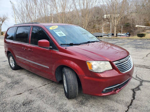 2013 Chrysler Town and Country Touring