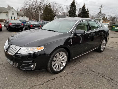 2010 Lincoln MKS for sale at DALE'S AUTO INC in Mount Clemens MI