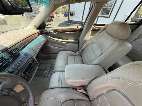 2001 Cadillac DeVille DHS