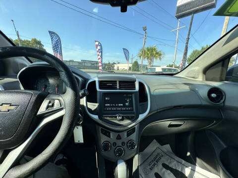 2017 Chevrolet Sonic LT Auto