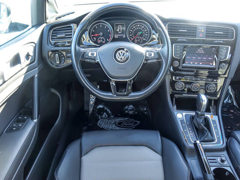 2015 Volkswagen Golf