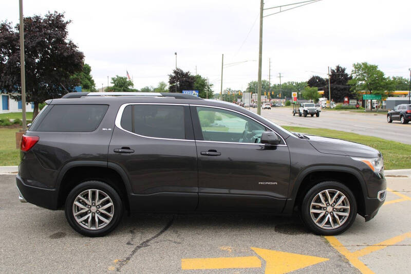 2019 GMC Acadia SLE-2