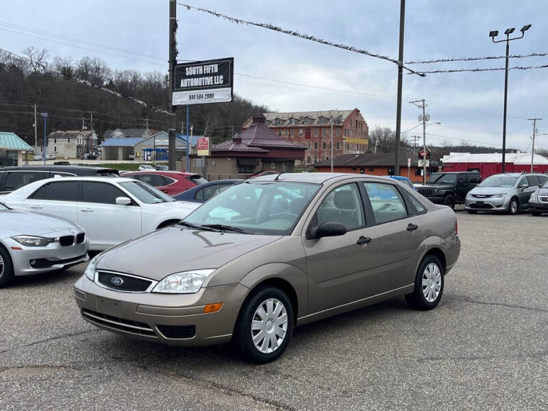 2005 Ford Focus ZX4 S's photo