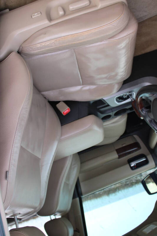 2010 Toyota Sequoia Platinum