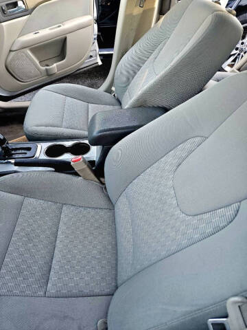 2012 Ford Fusion S
