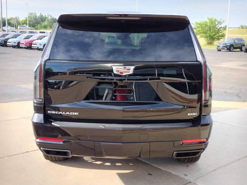 2026 Cadillac Escalade Platinum Sport