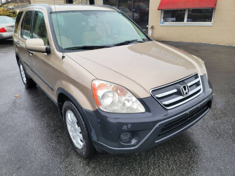 2005 Honda CR-V for sale at I-Deal Cars LLC in York PA