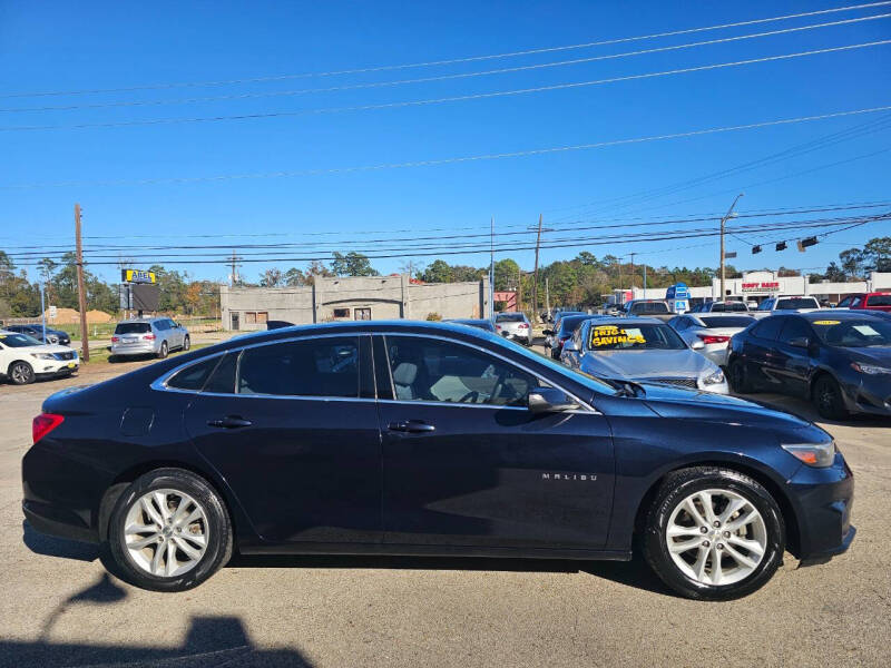 2016 Chevrolet Malibu null photo 4