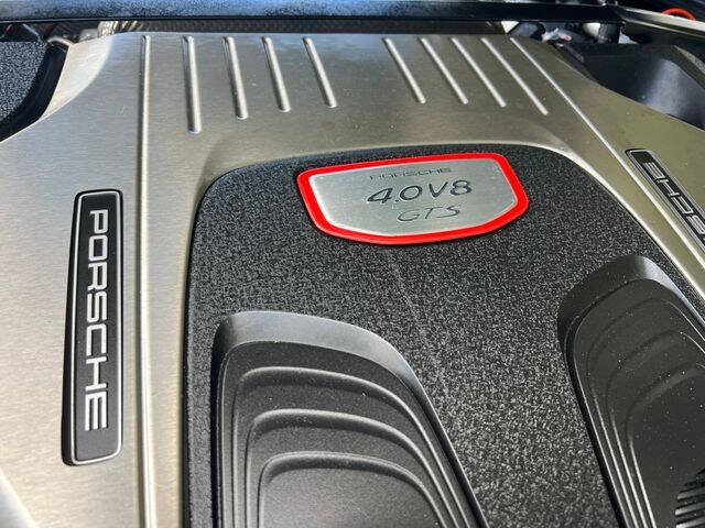 2020 Porsche Panamera GTS Sport Turismo