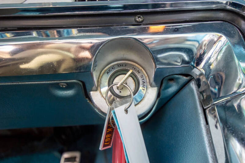 1964 Ford Thunderbird