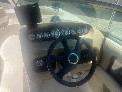 2004 Chaparral 236 Sunesta