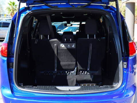 2020 Chrysler Pacifica Touring