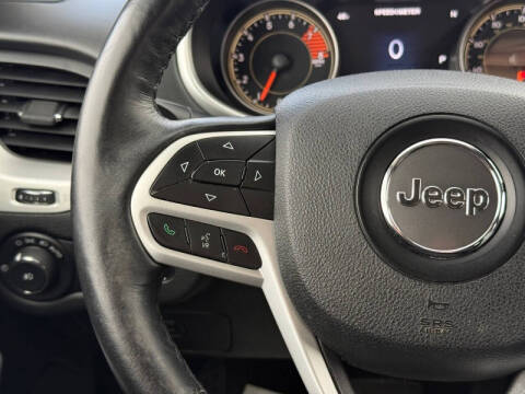 2017 Jeep Cherokee Overland