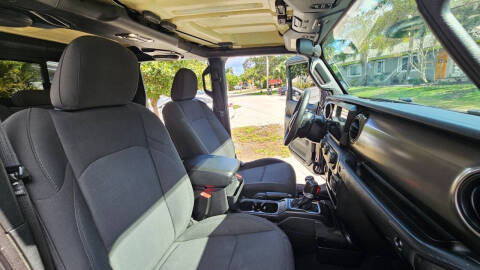 2020 Jeep Gladiator Sport