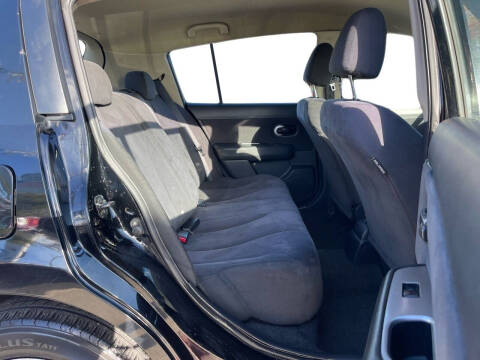 2008 Nissan Versa 1.8 S