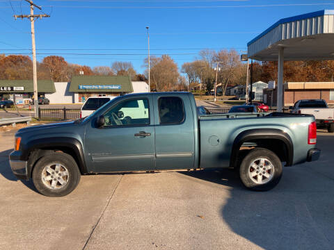 2007 GMC Sierra 1500 for sale at GRC OF KC in Gladstone MO
