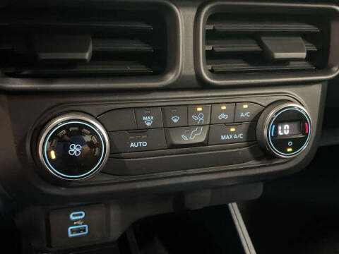 2022 Ford Maverick XL