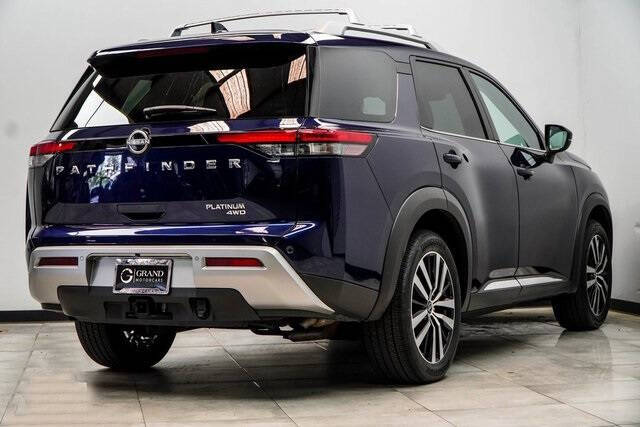 2023 Nissan Pathfinder Platinum