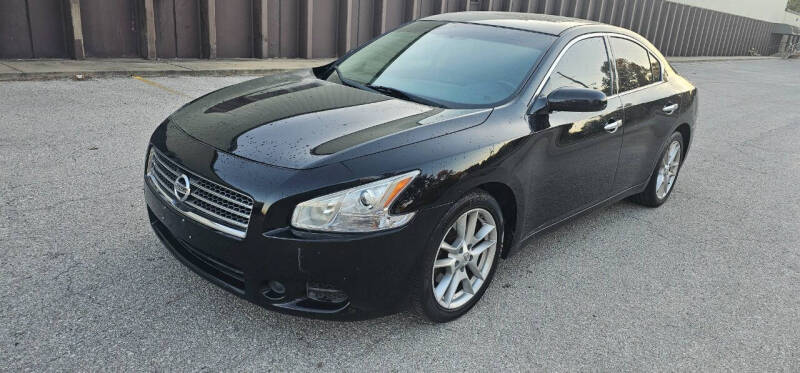 2011 Nissan Maxima for sale at EXPRESS MOTORS in Grandview MO