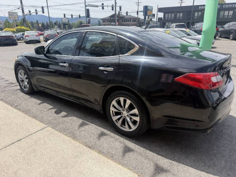 2013 Infiniti M37
