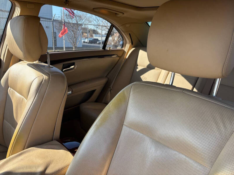 2011 Mercedes-Benz S-Class S 550